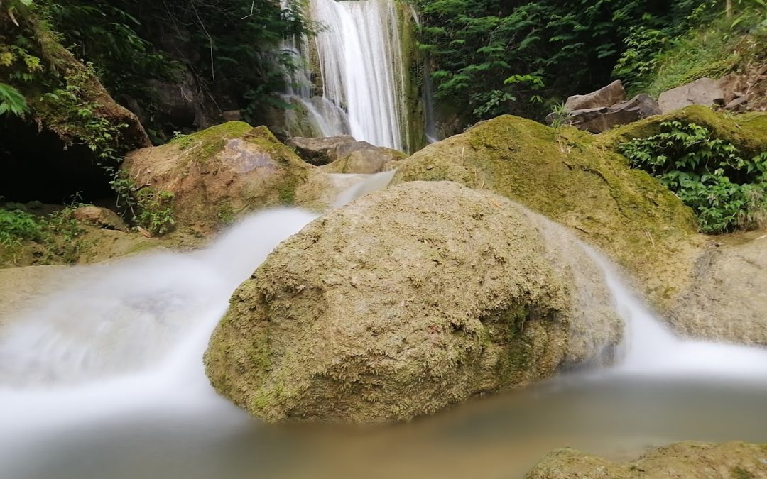 Grojogan Sewu Waterfall